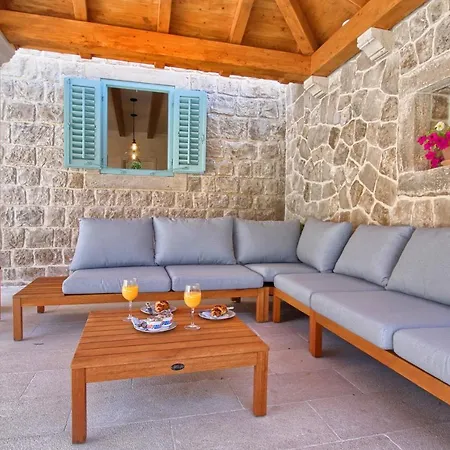 Princess Captislava קאבטאט