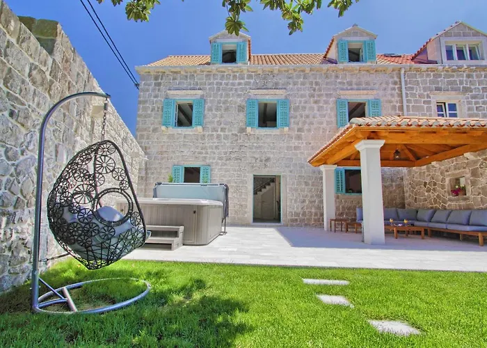 Princess Captislava Villa