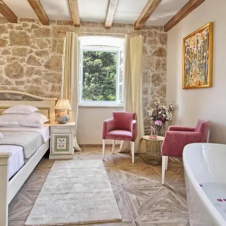 Princess Captislava Villa