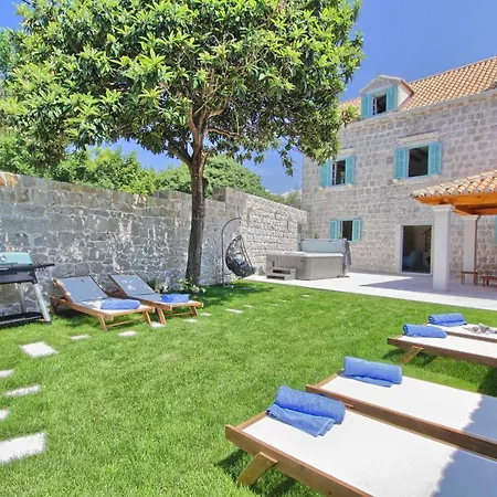 Villa Princess Captislava